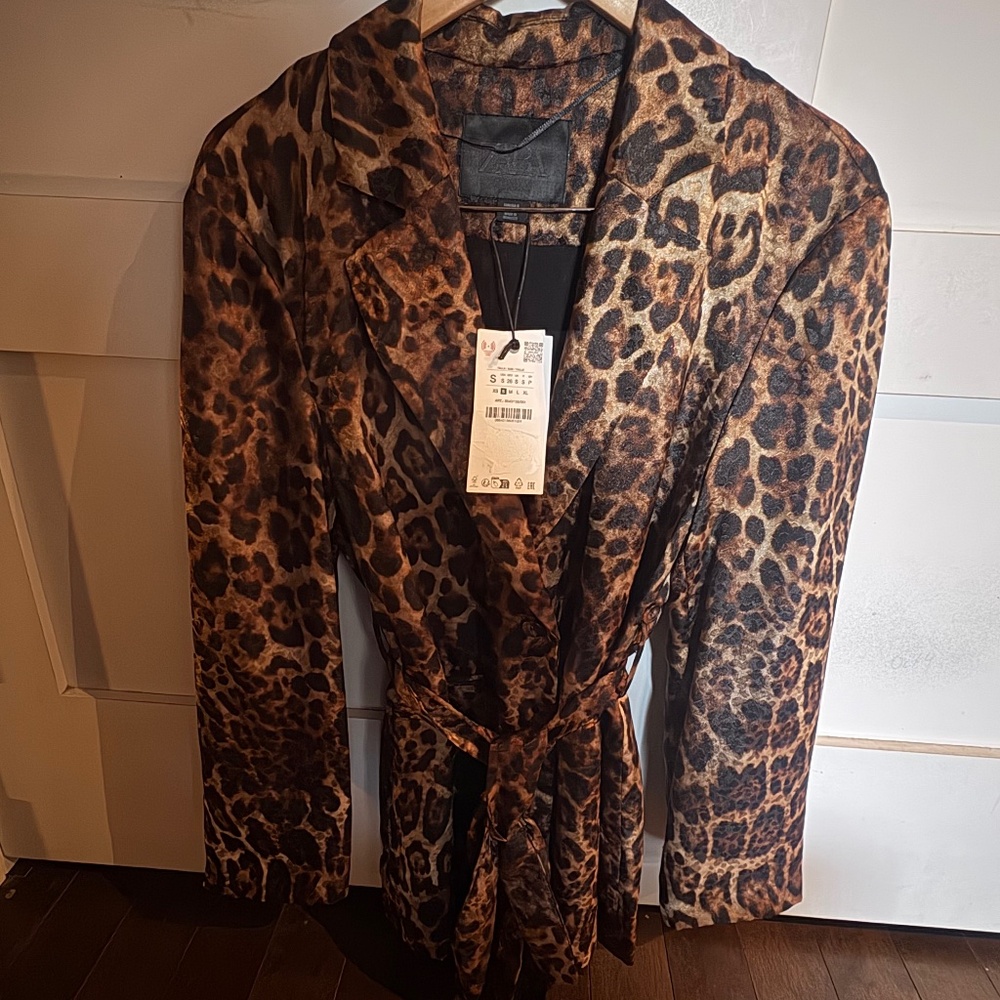 Brand new Zara blazer size small - Picture 1 of 1